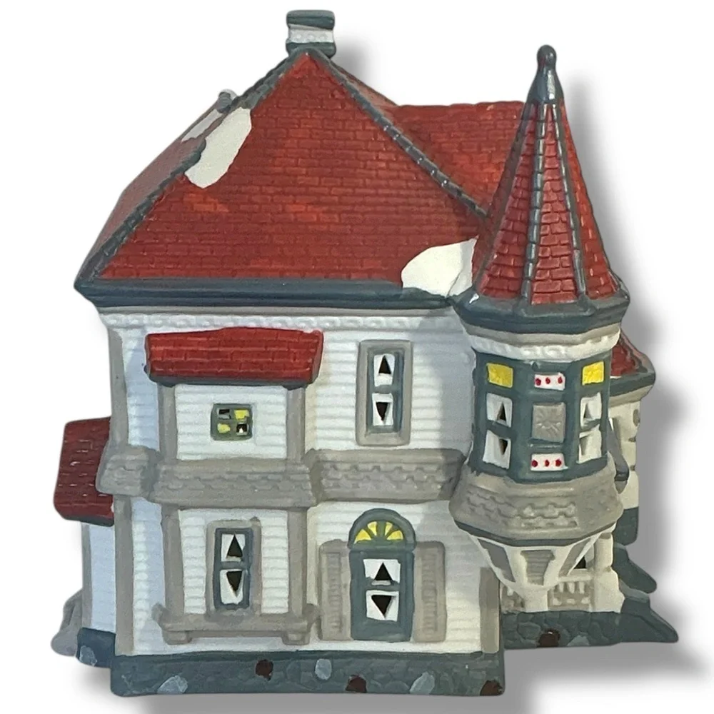 Vintage Victorian Village Illuminated Holiday House Hand Painted Porcelain 1994